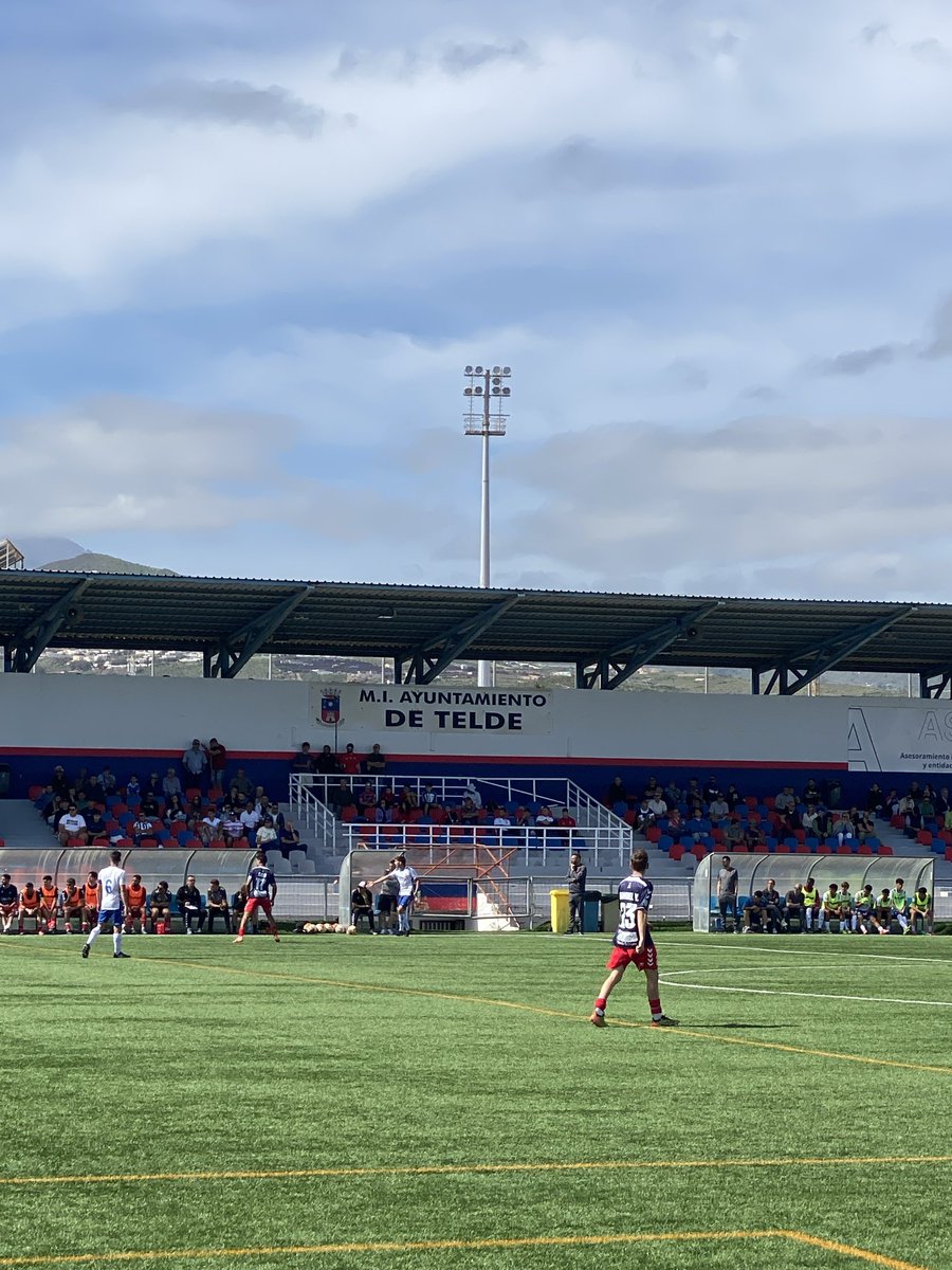 Got talking to someone at the game yesterday who’s friend was the Presidente of <a href="/UD_TELDE/">UD Telde</a> and he invited us down

📆 8/2/2026
🕒 12:00
🏟 Estadio Pablo Hernández Morales
🏆 Tercera División RFEF 12
⚽️ <a href="/UD_TELDE/">UD Telde</a> 🆚 <a href="/CDtenerifeCD/">Tenerife CD</a> C
🎟 Guest of <a href="/moralesverde/">Juan Francisco Morales</a> 
🥅 2-6

#Groundhopping