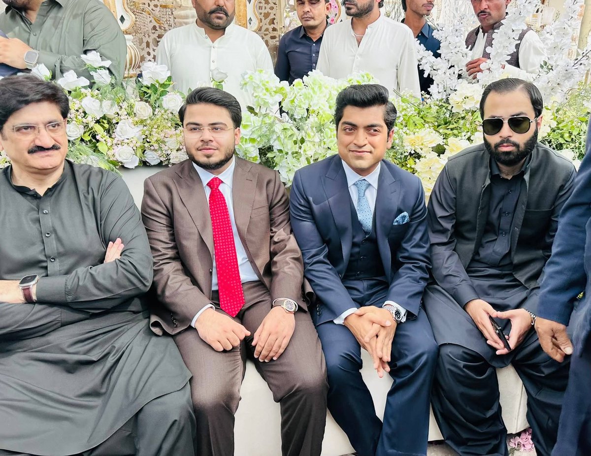 TeamBajari's tweet photo. سنڌ جي وڏي وزير محترم  سيد مرادعلي شاھ جي سينيئر پي ايس محترم محمد سليم باجاري جي پياري ڀائٽئي ايس پي SP محترم عمير طارق باجاري صاحب جي شادي...❤️❤️🌹
@umair_bajari @BajariWaqas
#karachi #SindhiNews #CMSindhMuradAliShah #umairbajari https://t.co/ELoklPw8VZ