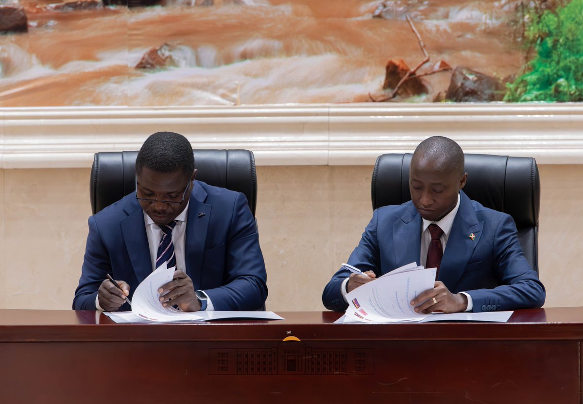 KANYAMUNEZA Sandy Gabriella tweet media