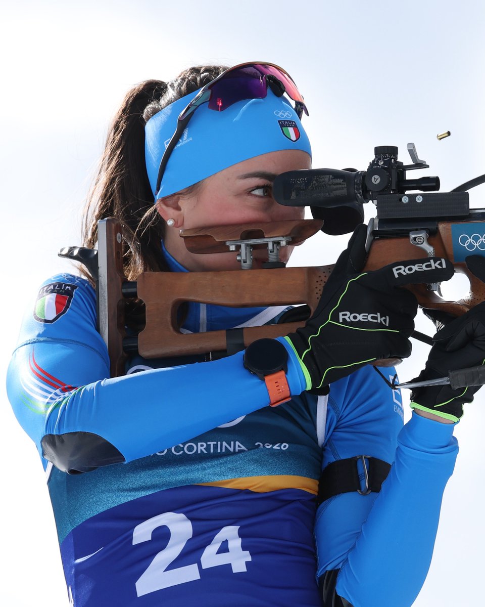ItaliaTeam_it's tweet photo. AVENGERS ASSEMBLED 🫡💪

In Repubblica Ceca hanno riportato l’Italia del biathlon al successo nella staffetta mista di Coppa del Mondo dopo oltre sei anni. 😯

A #MilanoCortina2026 ci regalano un ARGENTO DA BRIVIDI. 🥈🥹

La sesta medaglia azzurra ai Giochi arriva da Anterselva... 🤩

E arriva da una squadra FORMIDABILEEEEEEEEEEEE ❤️‍🔥

#ItaliaTeam @Fisiofficial @milanocortina26 @Olympics
