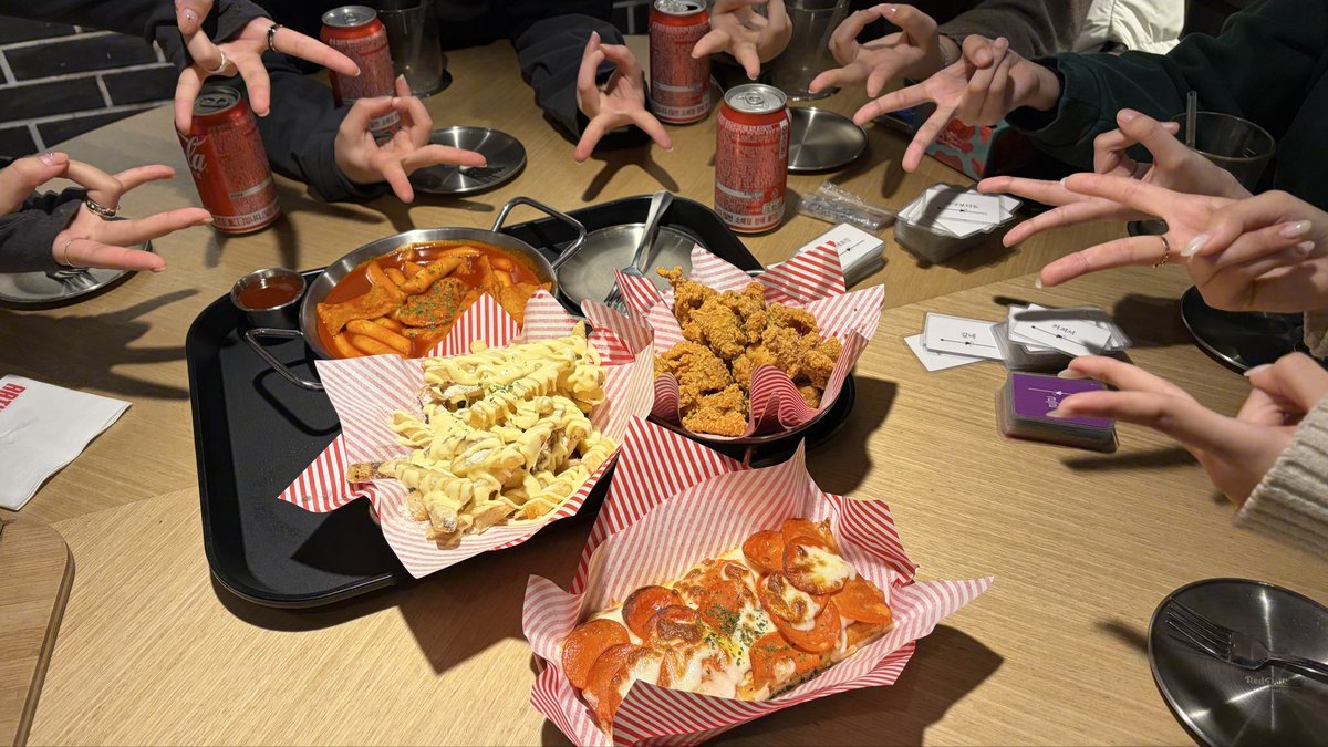 쩨로하니 tweet media