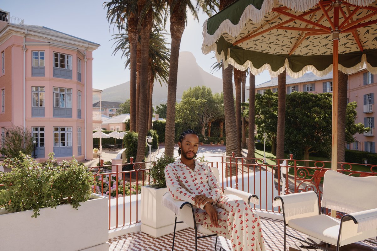 _ThebeMagugu_'s tweet photo. "I'm wearing Thebe Magugu in the Thebe Magugu Suite, which sits opposite Magugu House in Cape Town - sounds like a tongue twister but it's a reality of which I am eternally grateful for"
Read Thebe Magugu's  guide for Cape Town in British Vogue: 
https://t.co/roTiHGoXDe https://t.co/Lrr0pqlH8A