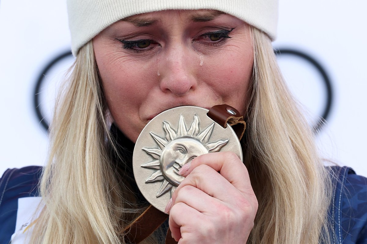 indexhu's tweet image. Könnyektől a nagy bukásig: Lindsey Vonn pályafutása és élete.

További képek:
galeria.index.hu/sport/2026/02/…

Fotó: Alexander Hassenstein, Agence Zoom, Sean M. Haffey, Clive Mason / Getty Images Hungary

#LindseyVonn #skiing #WinterOlympics  #indexhu
