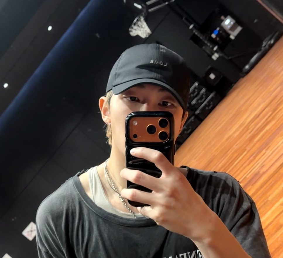 어깨 어떡해..? 이게 바로 남자력이란거구나