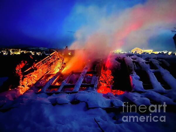 erinmdorffette's tweet photo. Another free digital #puzzle to enjoy! This one is of an annual event in #fraser #colorado called #fireandice. It’s coming up next week!! Get a taste of the fun from this free puzzle today! @FraserColorado
https://t.co/2K7rhbeRjs https://t.co/WJ61XnCDQC