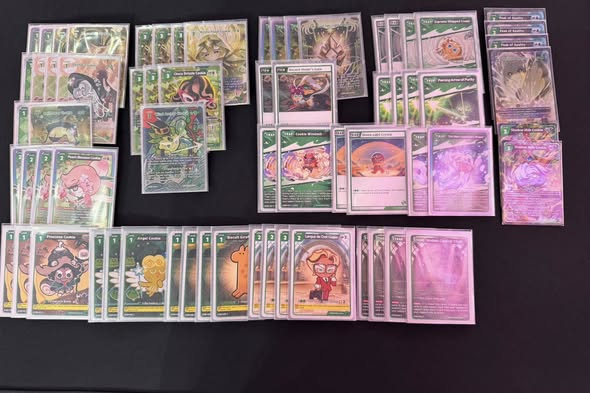 IKI_Azu's tweet photo. cookie run Indonesia regional final. borrow deck, 1 day actual practice. made the deck list 1 night before on the go, and I never EVER touched green before so I wasn't expecting much.matchup below.
1 step short to world finals. Didn't expect anything anw so just laugh it off haha https://t.co/94CHOoFFhm