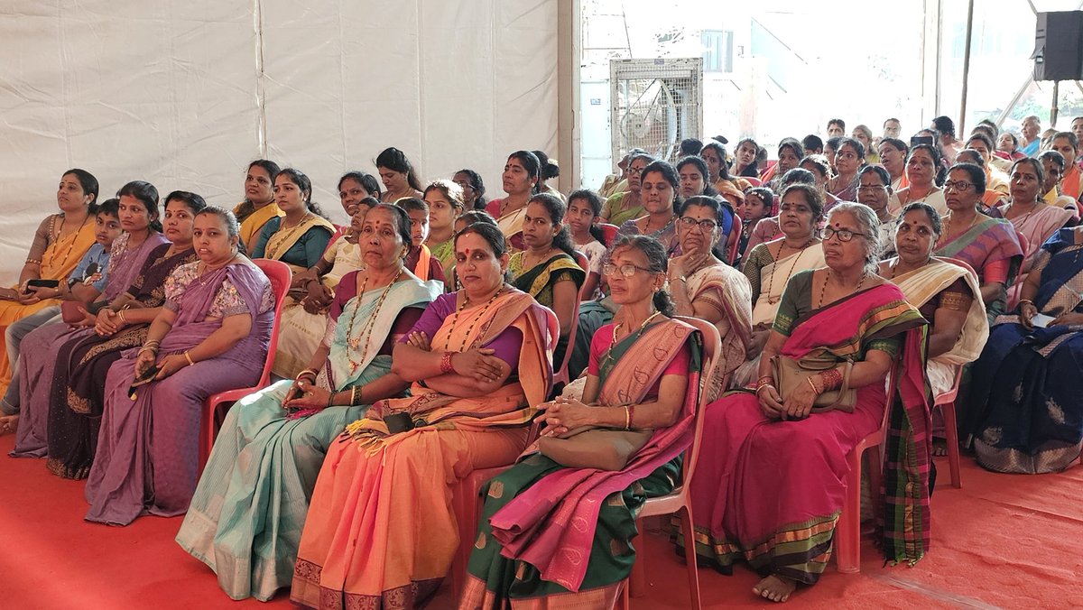 Mothers play a key role in moulding the character of children, and thereby shaping the destiny of any nation. Today, I feel truly fortunate to inaugurate a gathering of mothers at Malpe, Udupi, organised by Sri Jnana Jyothi Bhajana Mandira as part of its Golden Jubilee
