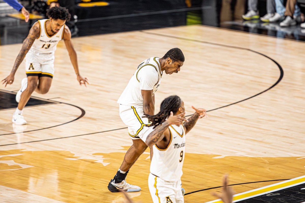 AppStateMBB's tweet photo. 𝟳 𝘀𝘁𝗿𝗮𝗶𝗴𝗵𝘁 𝘆𝗲𝗮𝗿𝘀 𝗼𝗳 𝘄𝗶𝗻𝗻𝗶𝗻𝗴 🗣️

Yesterday’s win locked up a winning record for us for the seventh straight season. That’s 7 straight winning seasons for the first time since 1945-52. 

#TakeTheStairs https://t.co/msEHMnKuOK
