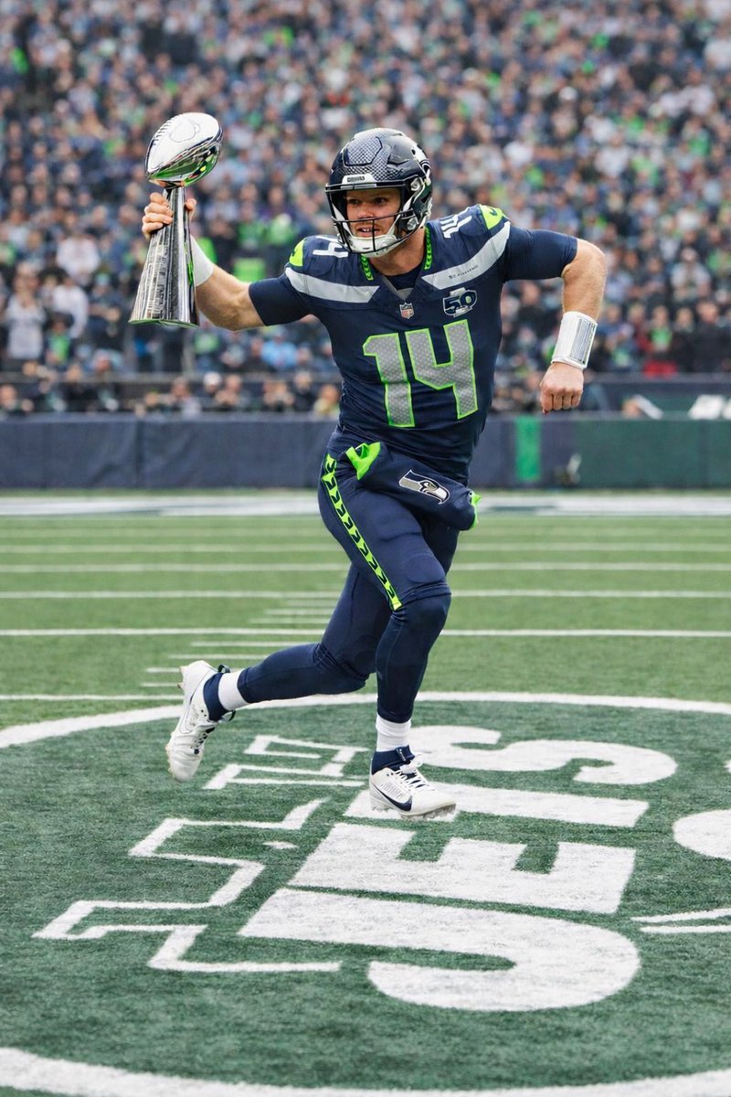 BuyfromBrodyD's tweet photo. Hope to see #samdonald not only win the #SuperBowl but also #mvp . The @nyjets did him dirty. #NFL https://t.co/iyakcsrPOL