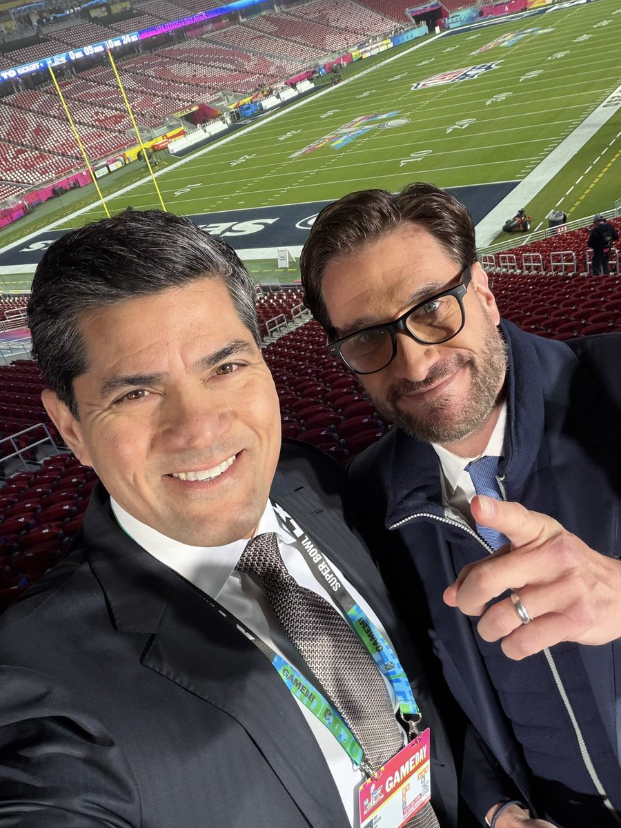 Mike Greenberg tweet media