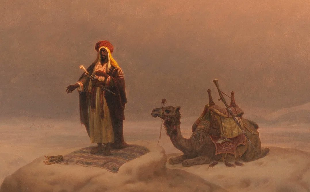 Bir nasihat:

''İşin yolunda gidiyorsa, kimseye bir şey anlatma. 
Dikkat çeken düşman çeker.''