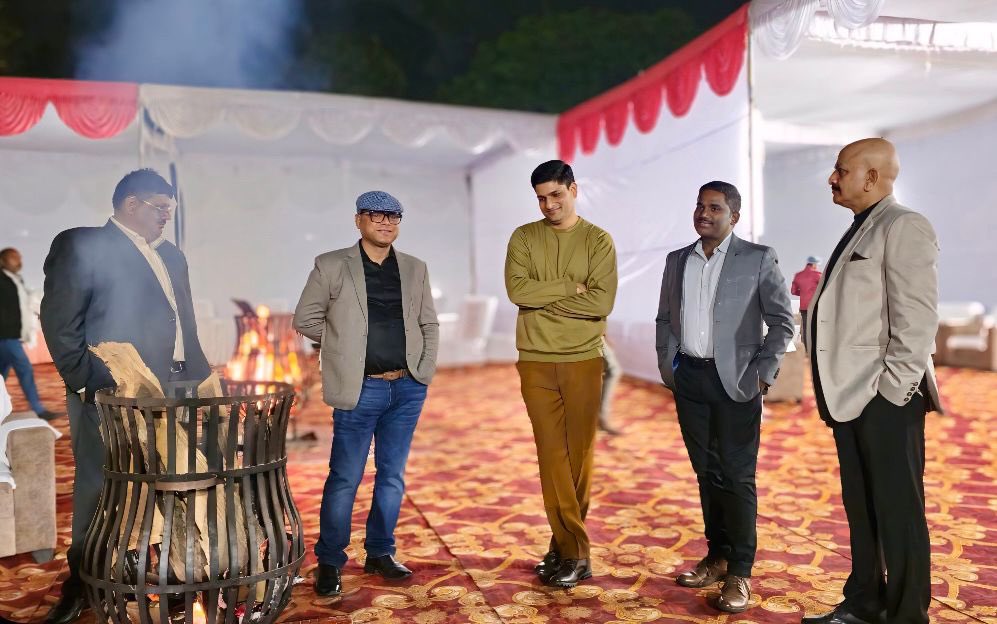 जनपद रायबरेली से ट्रांसफर होकर अभी वर्तमान समय में, मैं जनपद बस्ती कार्यरत हूँ। जनपद रायबरेली में मेरे कार्यकाल के दौरान पुलिस प्रशासन एवं जनता का मुझे अतुल्य स्नेह, सम्मान एवं सहयोग मिला, उसके लिए मैं आप सभी प्रियजनों का आजीवन दिल से आभारी रहूंगा।

जय हिंद 🙏