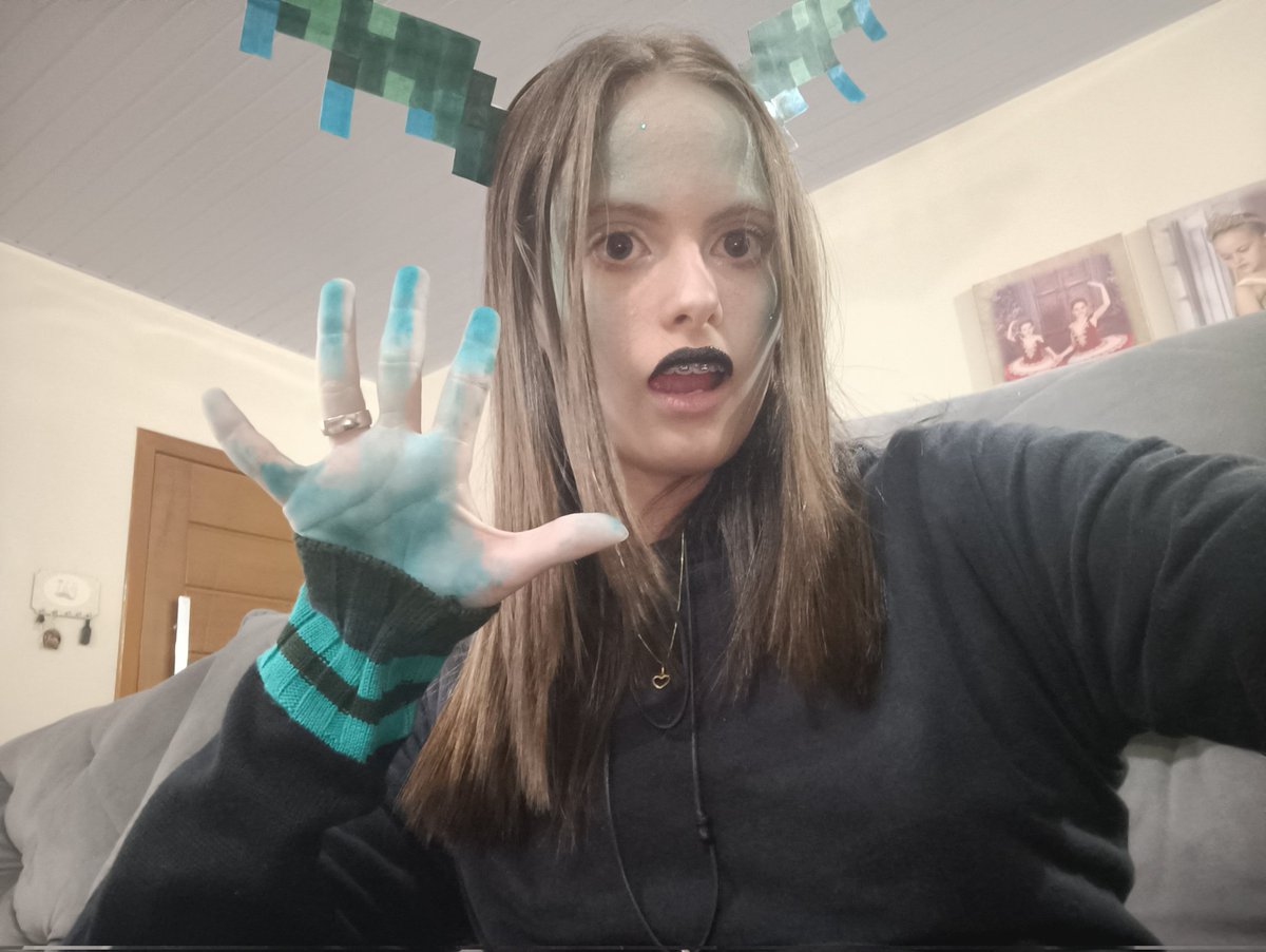 tonigonatyy's tweet image. COSPLAY DE ZEE!
eu amei fazer issoo
meu tiktok: @tonigonatyy
mais fotos no outro tweet ↓↓↓
#cosplay #cs5 #zee