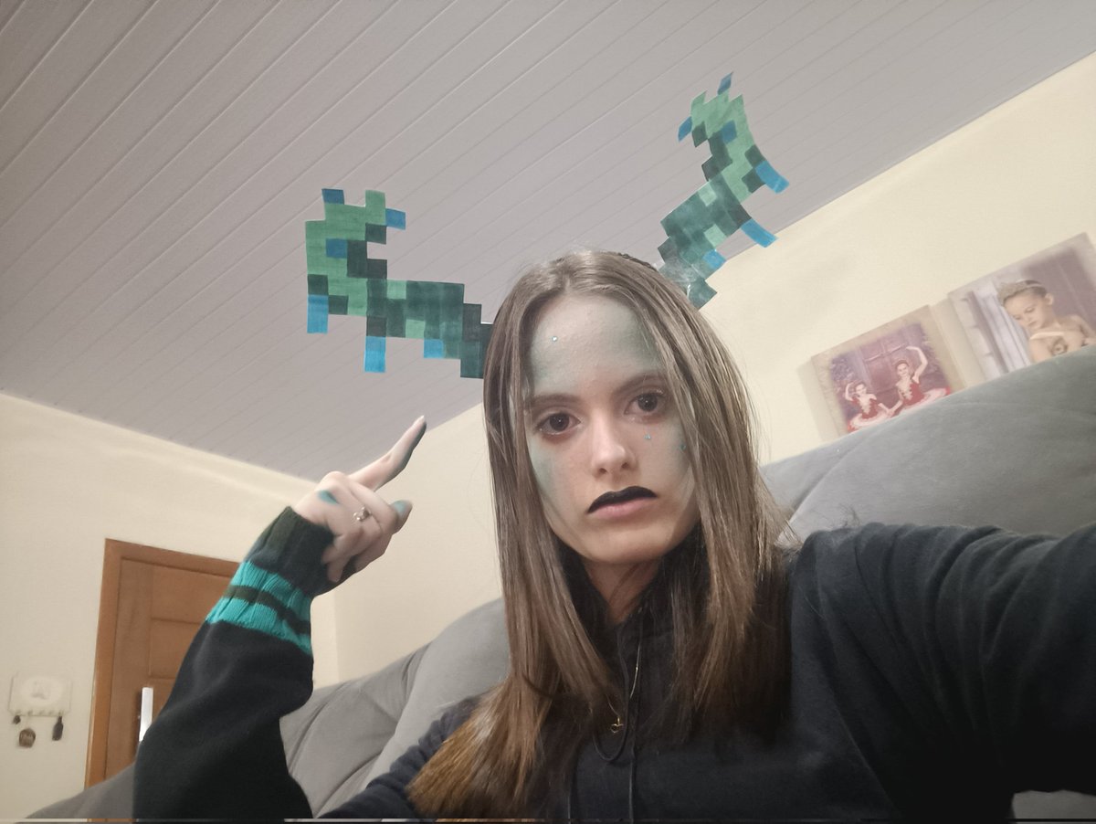 tonigonatyy's tweet image. COSPLAY DE ZEE!
eu amei fazer issoo
meu tiktok: @tonigonatyy
mais fotos no outro tweet ↓↓↓
#cosplay #cs5 #zee