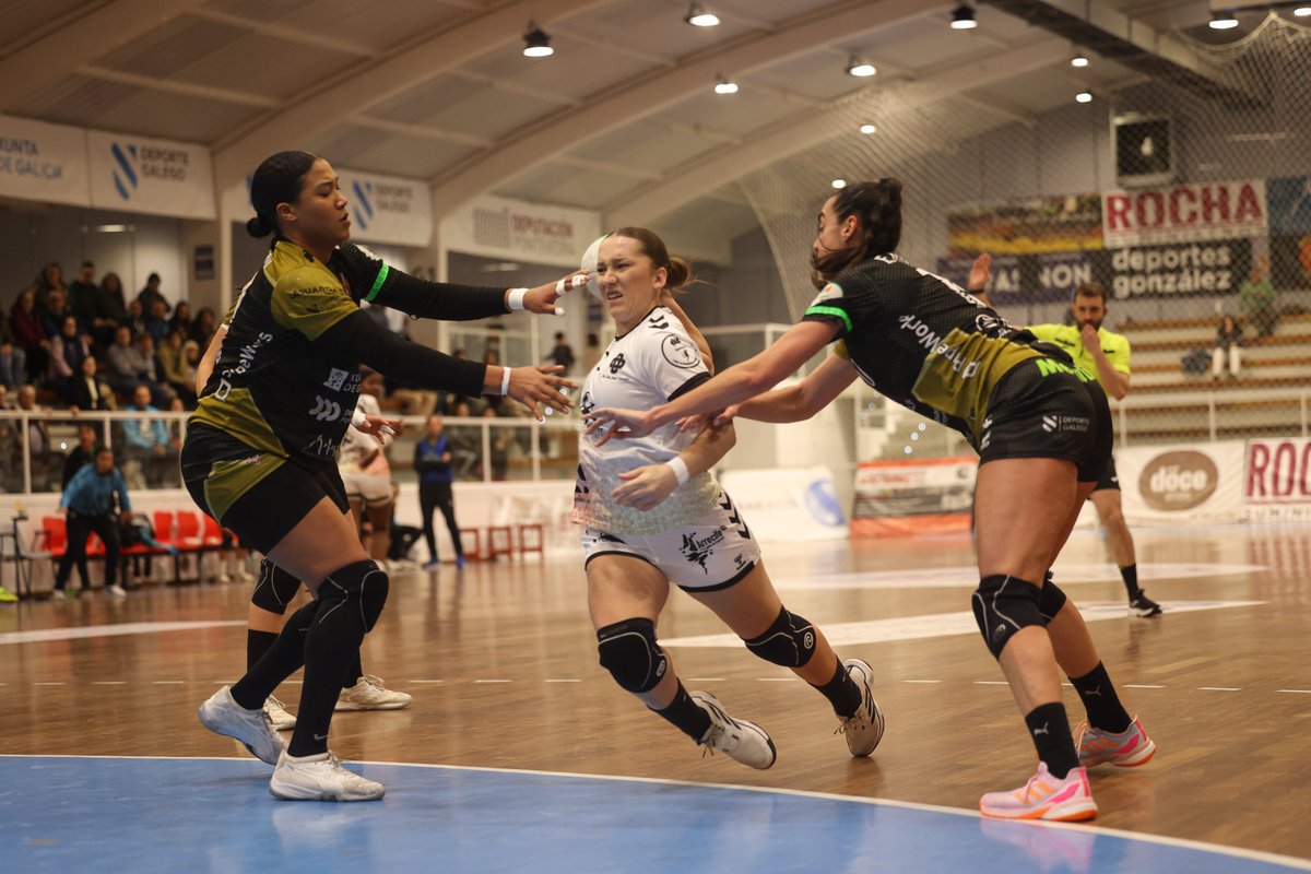 IberdrolaDHF's tweet image. 🟢 Última 𝑮𝑨𝑳𝑬𝑹𝑰́𝑨 𝒅𝒆 𝒊𝒎𝒂́𝒈𝒆𝒏𝒆𝒔 de la Jornada 1⃣8⃣ de #LigaGuerrerasIberdrola

🆚 @AtleticoGuardes  2⃣5⃣ - 2⃣0⃣ @BMSanJoseObrero 
 
 📸 ¡𝐃𝐢𝐬𝐟𝐫𝐮𝐭𝐚𝐝𝐥𝐚𝐬!

#Balonmano