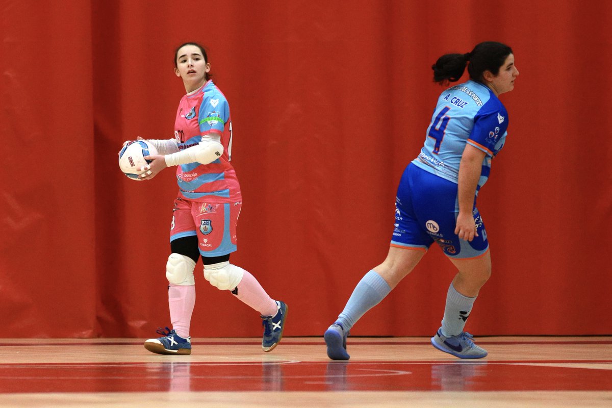 O @LagoSport non conseguiu sumar na tarde de onte tras caer ante o <a href="/cidadeasburgas/">Solgaleo Cidade de As Burgas FS</a> por 4-7 na 18ª xornada da 𝗣𝗿𝗲𝗳𝗲𝗿𝗲𝗻𝘁𝗲 𝗙𝘂𝘁𝗴𝗮𝗹 𝗙𝗲𝗺𝗶𝗻𝗶𝗻𝗮 𝗙𝗦 disputada no Municipal As Pontes

📸 <a href="/SadMoody241/">Victor</a>