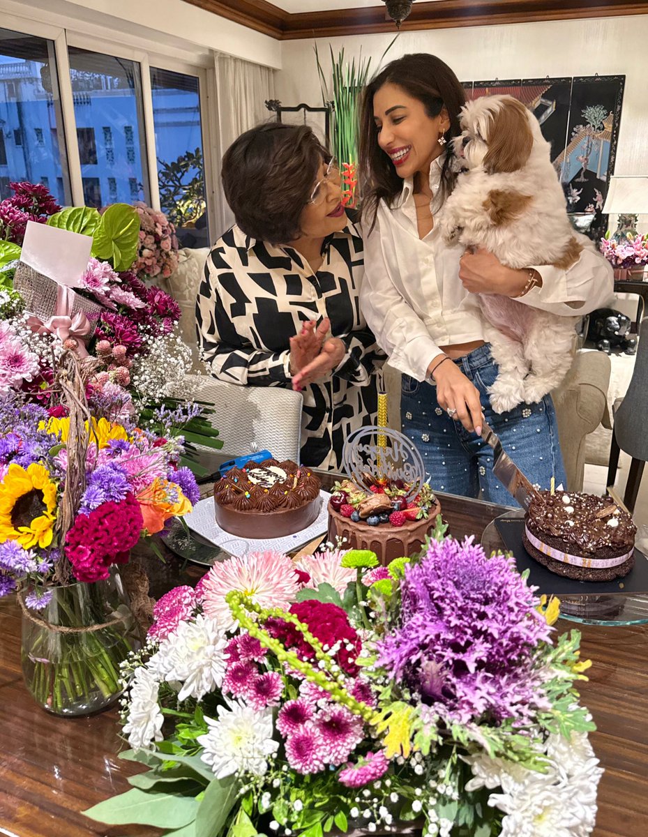 Sophie C tweet media