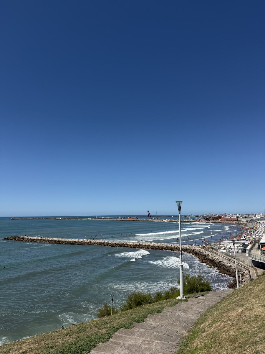 Gran día hoy en la ciudad de Mar del Plata.
Tengan gran domingo.