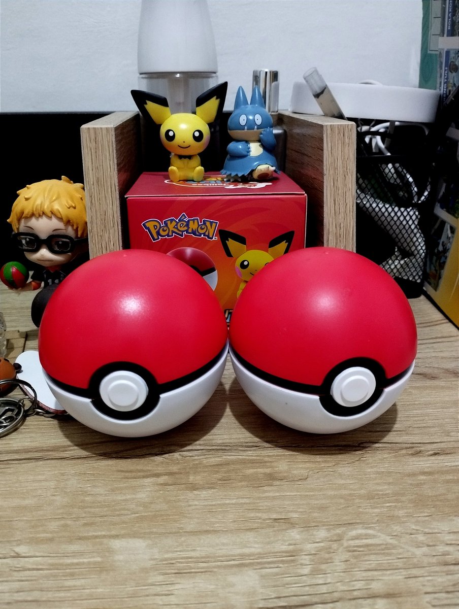 My heart says "gotta catch them all" but my mind says "I have bills to pay"

sana psyduck or snorlax naman po