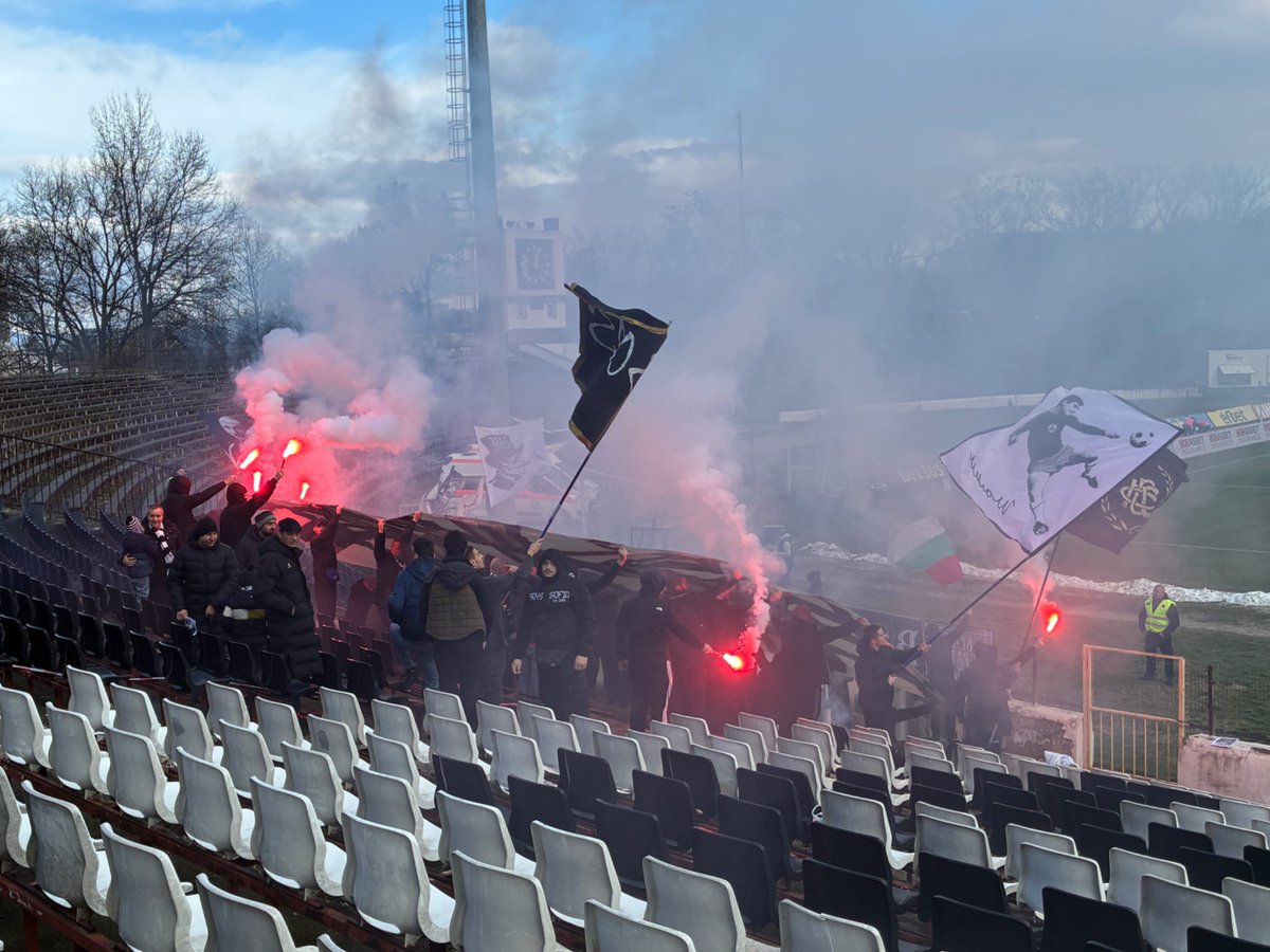 Ash_6899's tweet photo. Slavia Sofia 0-2 Loko Plovdiv. Bit of pyro to start off then a damp squib from the home side. Busy little away end too, with bonus sunshine in the second half. Cracking place is Sofia. Up the Slavia. #groundhopping https://t.co/y8VC9jPsLj
