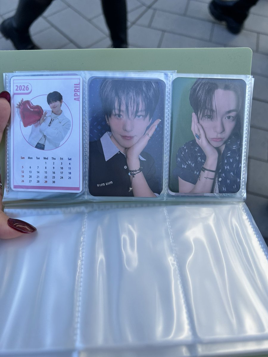 取引垢 tweet media