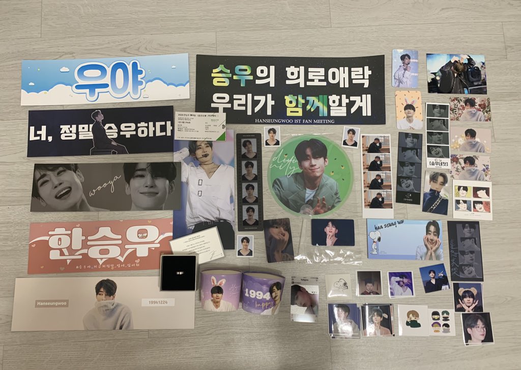 희로애락이 6년 전이람서 …🥹🥹
세월이 ㄴㅁ 빨러…
그때나 지금이나 주변은 변해도
여전히 그때 그대로 변하지 않는 것들이 있음에
감사하댜 ~~ 앞으로도 달려가쟈