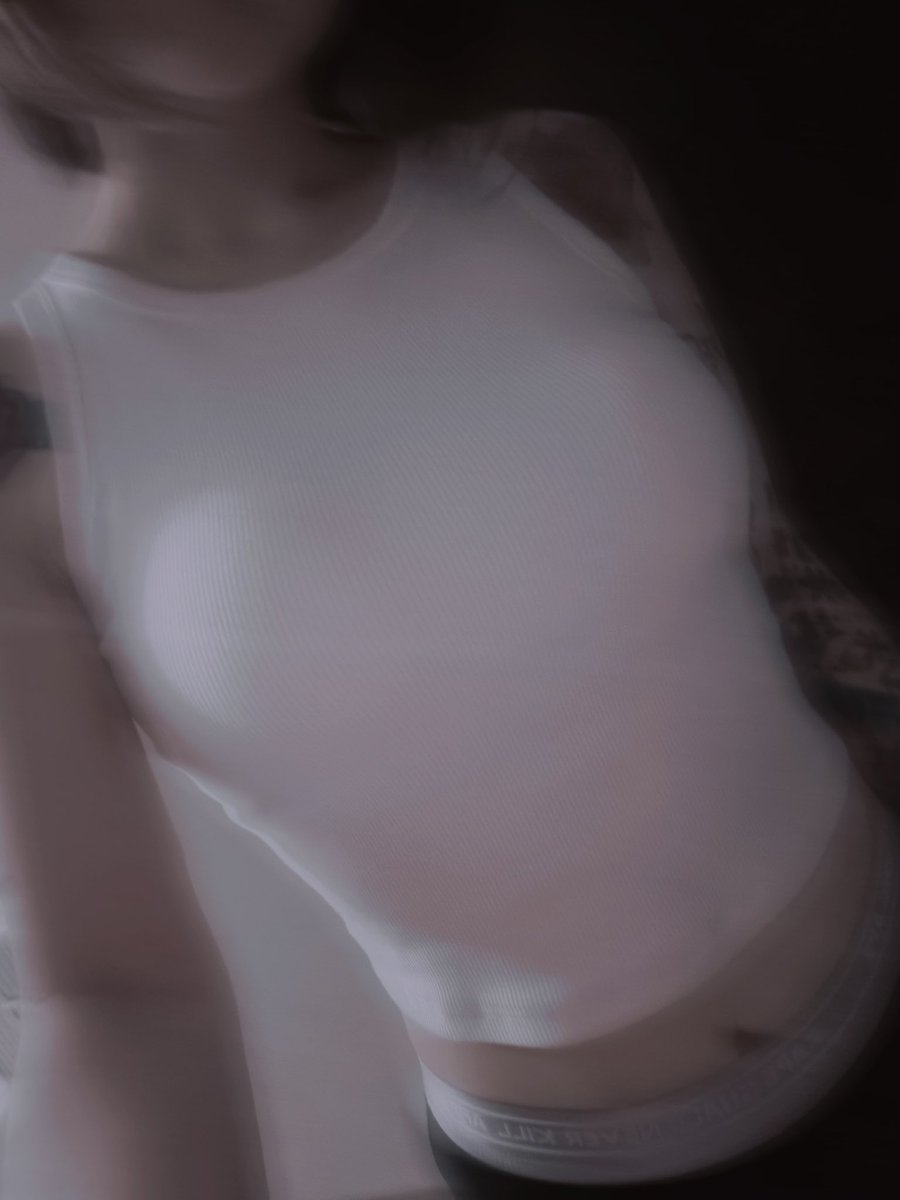 APPLE🍎 tweet media