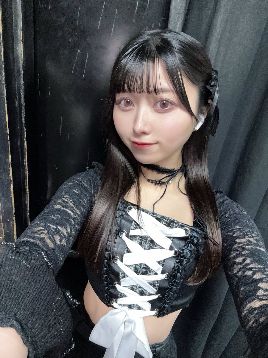 前髪ぱっつん×黒髪ストレートなアイドル👩🏻🖤