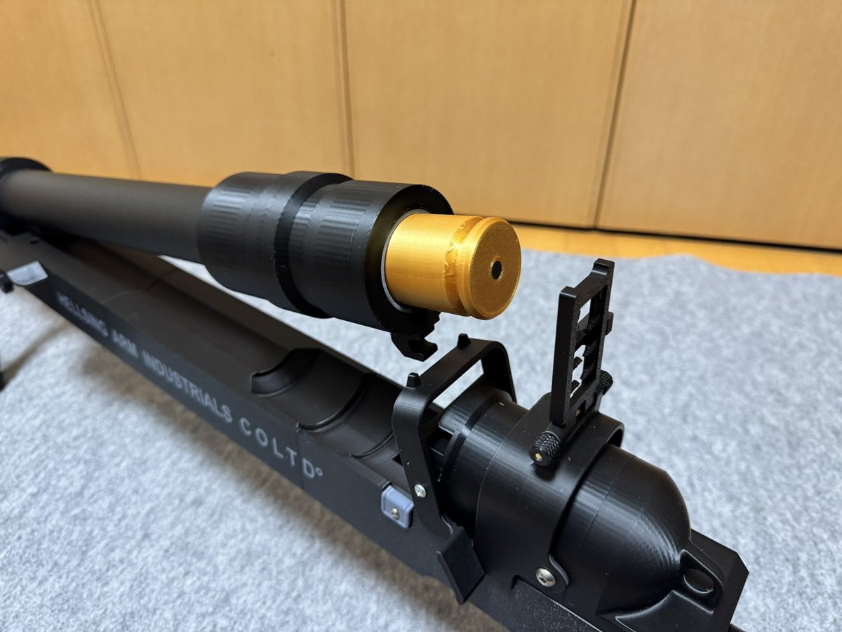 婦警殿、あなたの武器も新調致しました。

30mm対化物用「砲」
「ハルコンネン」

主力戦車を除く全ての地上
航空兵器を撃破出来ません。
(発射機構は有りませんから)

平野耕太先生が設定された中で、発射機能を除く出来る限りの稼働を再現してみました‼️

#HELLSING
#ヘルシング
#ハルコンネン