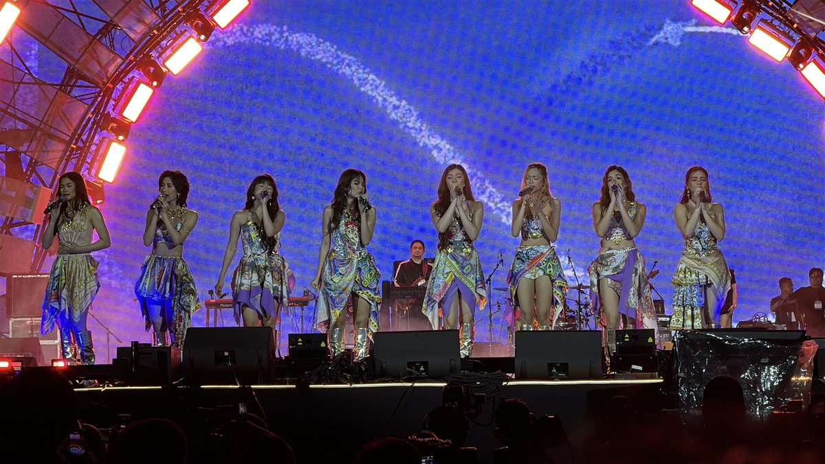 Ikaw at ikaw lang ang dahilan
Paulit-ulit babalikan 🎶

BINI serenades the Wonderful Moments Music Festival crowd with “Infinity” from their new EP, FLAMES.

<a href="/BINI_ph/">BINI_PH</a> <a href="/ImePhilippines/">iMe Philippines</a> <a href="/WMMF_2nd/">Wonderful Moments Music Festival (2nd Account)</a>