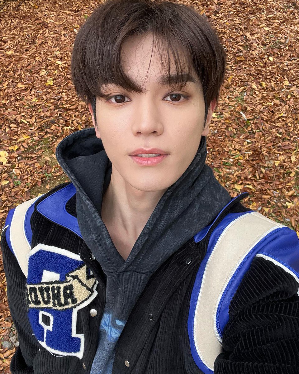 TY_LOV2's tweet photo. 이 날 얼굴 착장 다ㅏㅏㅏ 너무 사랑함 https://t.co/la9qhjpWO0