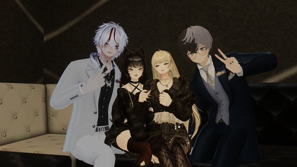 VRChat_RiA's tweet photo. 今日は #CLUB_ESPERANZA におじゃましてきました!!
イベント初参加だったので緊張してたけど、キャストさんみんな話しやすくてたのしかった🐣
綺麗なお姫様いっぱいで幸せお写真です꒰ ੭ˊ꒳ˋ ू ꒱ https://t.co/rXIYEhs7wD