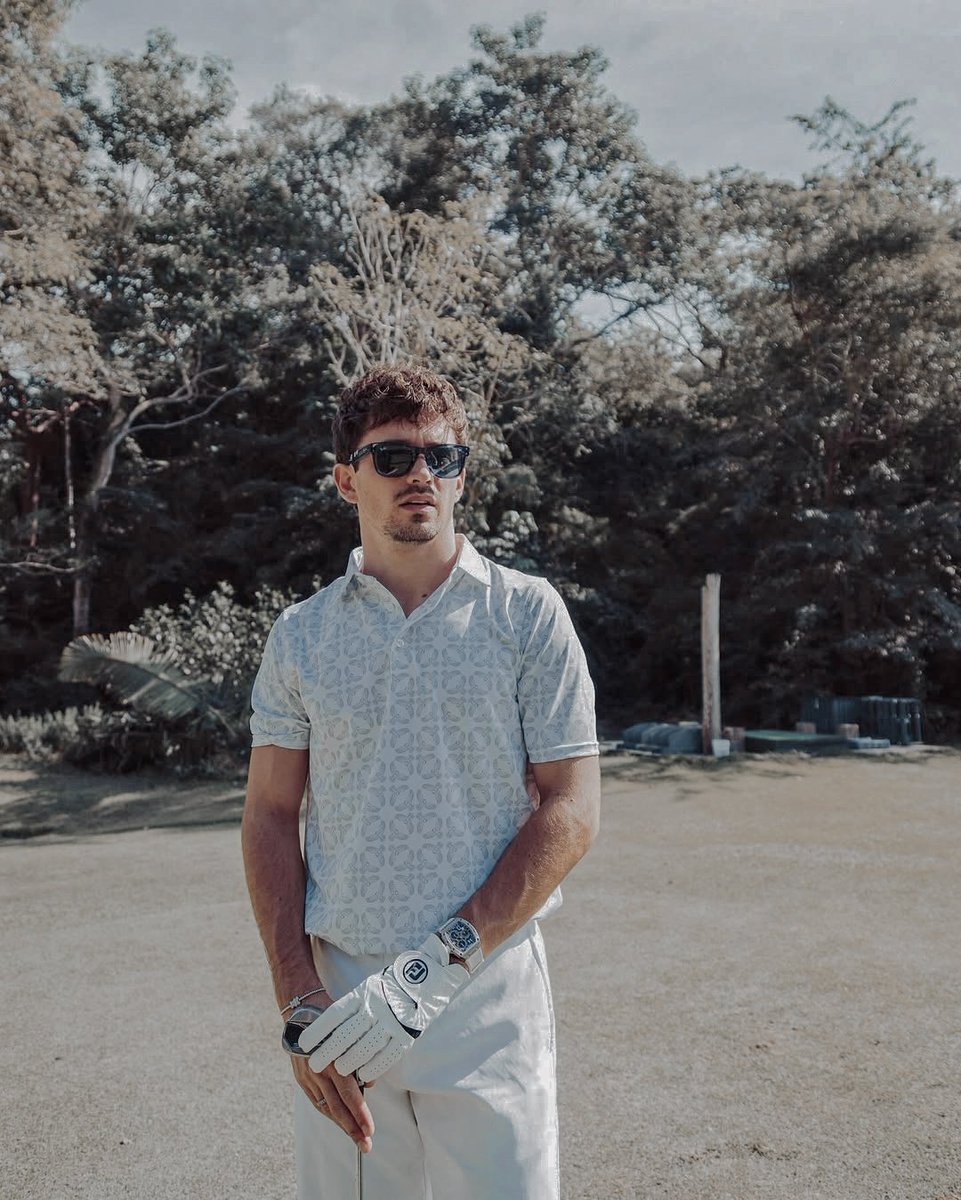 ᅠ𝓘𝒍 𝓟𝒓𝒆𝒅͟𝒆͟𝒔͟𝒕͟𝒊͟𝒏͟𝒂͟𝒕𝒐 . tweet media