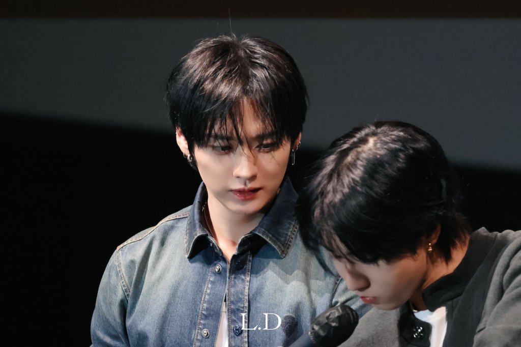 260208 CGV 무대인사
보따람지 🐰🐿

#Leeknow #리노 #Han #한
#Straykids #스트레이키즈