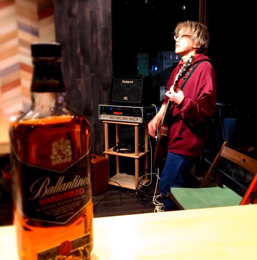 earthcafe03's tweet photo. 【earth cafeライブ告知】
2/28(土)
開場：19:00
開演：19:30
出演：山口翔太、山人(敬称略)
ご予約お待ちしております。 https://t.co/EJy68IC1mm