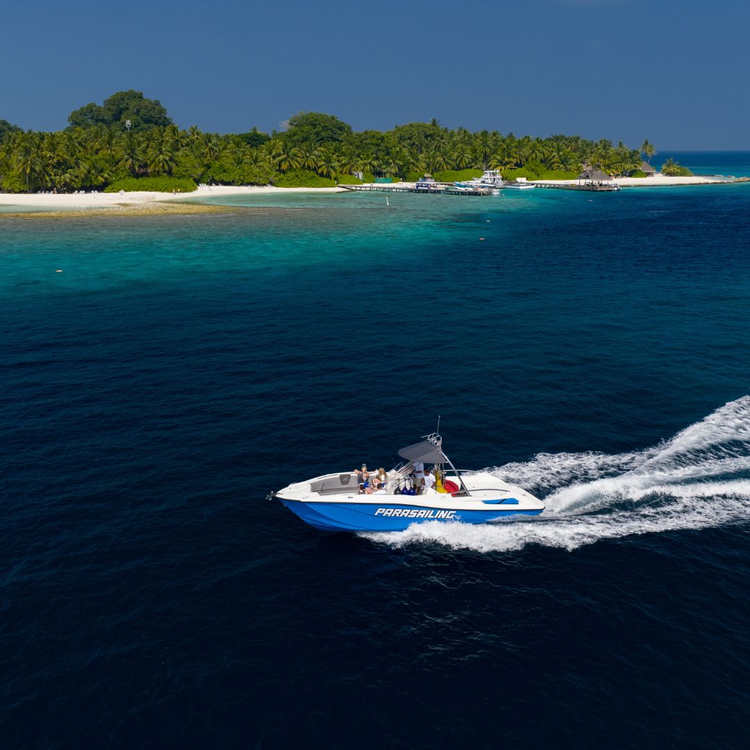 Niva_Kuramathi's tweet image. Ride the waves, chase the thrill.

#WaterSports #OutDoorActivity #FunTimes #PaddleBoarding #KuramathiMoments #KuramathiMaldives #EscapeToKuramathi #YourIslandOfChoice #VisitMaldives