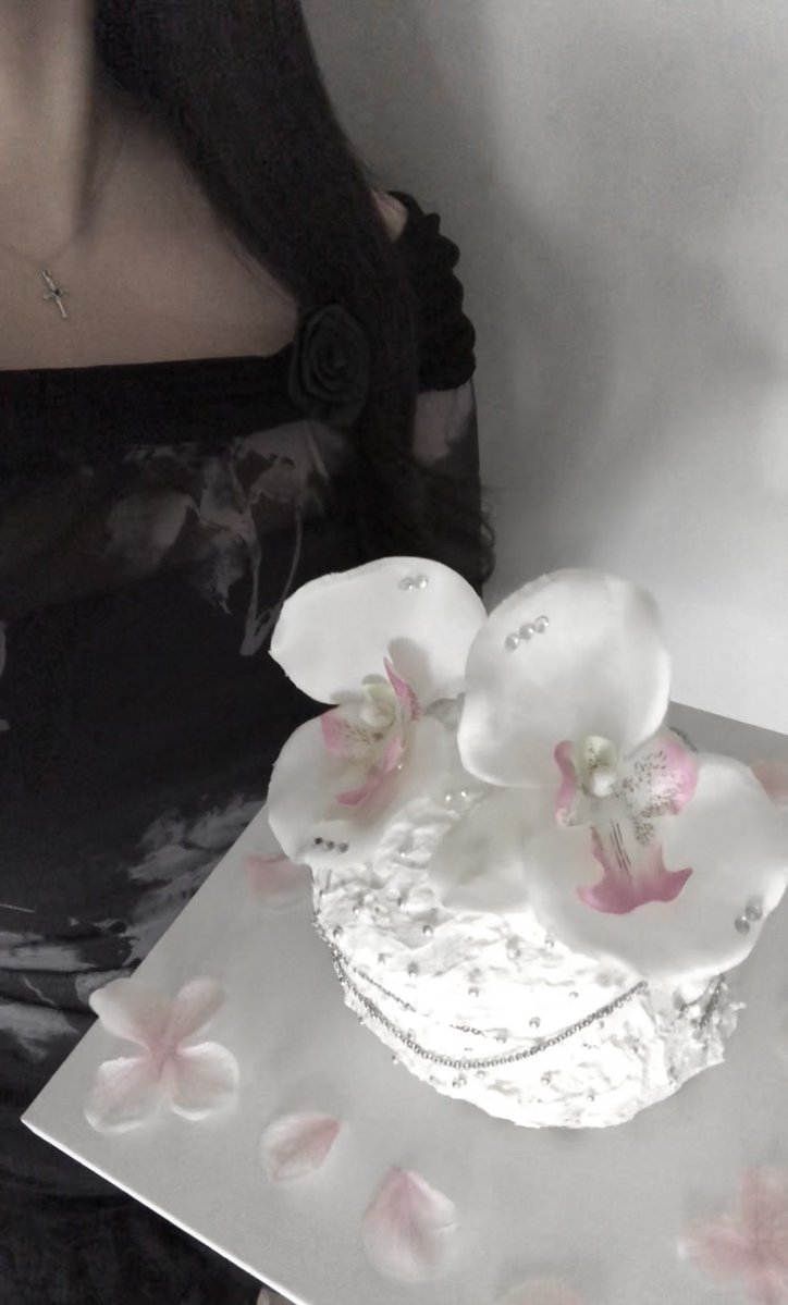 2yjw9's tweet image. Only lover...💌

#23WONdrousSeasons
#HAPPY_JUNGWON_DAY
#사랑이란_꽃말처럼_정원을_가득채워