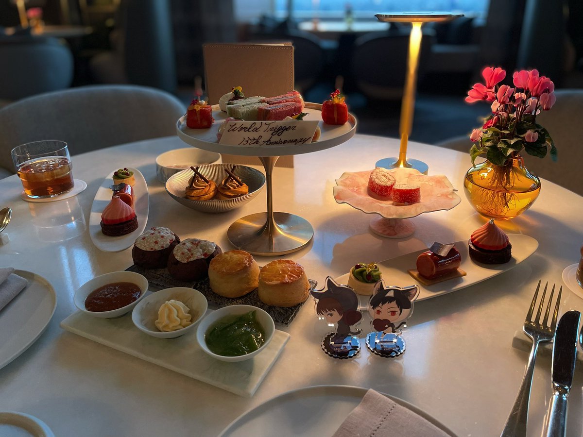 triggeron_'s tweet image. ワールドトリガー連載13周年おめでとうございます㊗️✨ワールドトリガーの世界を生きる彼らに出会えたこと、私の人生においてかけがえのない宝物です︎︎ ⋆꙳ これから先もずっと応援してます🐾
#祝ワールドトリガー13周年 #祝ワートリ13周年