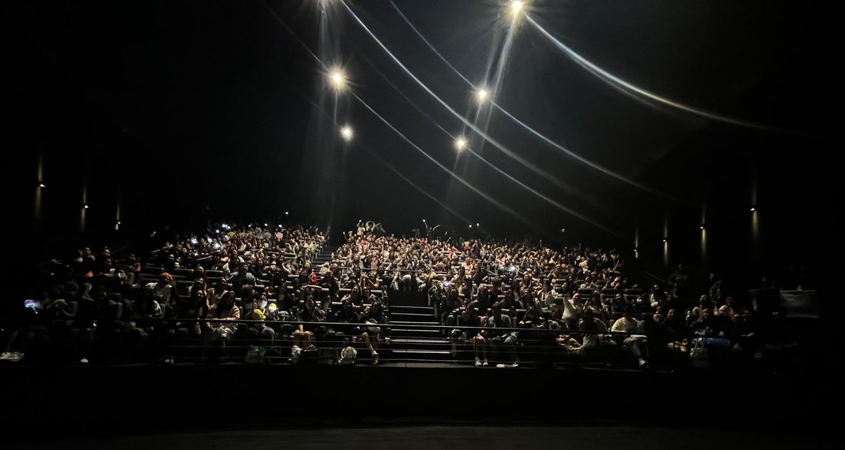 Hi, everyone!

Just want to say a biggggg thank you to all of our 734 stays for joining our blockscreening today!

Sobrang saya, parang DomBul again 🥹 Thank you sa lahat ng nakikanta at nakisayaw!

See you next tour! 🥹

#The_dominATE_Experience