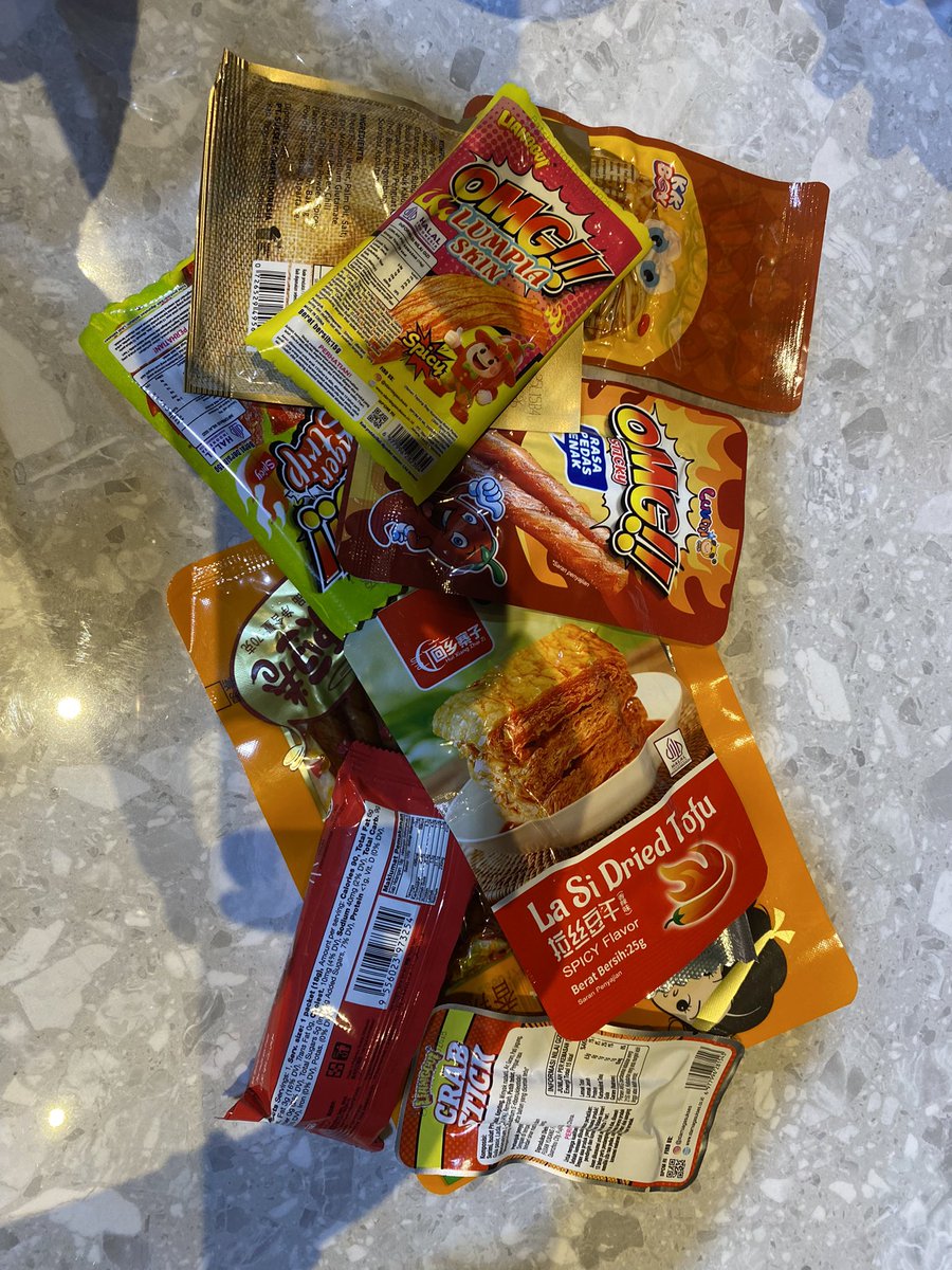 hey thania tweet media