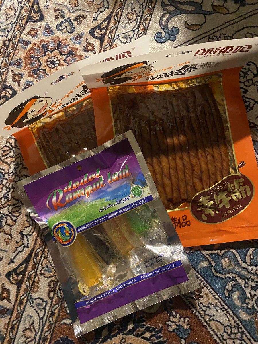 hey thania tweet media