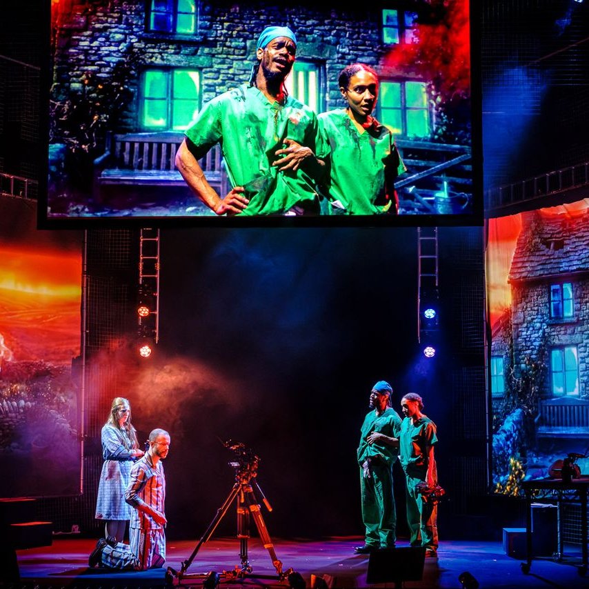 FairyPowered's tweet photo. #REVIEW
#4* from Claire Moore for War of the Worlds at Doncaster Cast
“bold, different, and asks you to watch theatre in a completely new way”
https://t.co/bGj44d4Ayc
#waroftheworlds #imitatingthedog #Doncaster #Cast #fairypoweredproductions https://t.co/AlBGBj5bpc