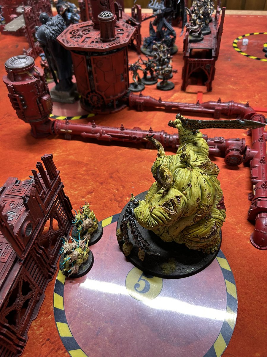 averagepaints tweet media