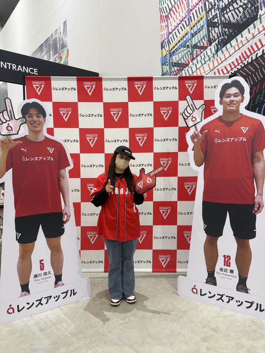 ricomarusan's tweet photo. #レンズアップルポーズ
 #レンズアップル
 #千葉ジェッツ 
#金近廉 
#瀬川琉久 https://t.co/bVEU5Axfwa