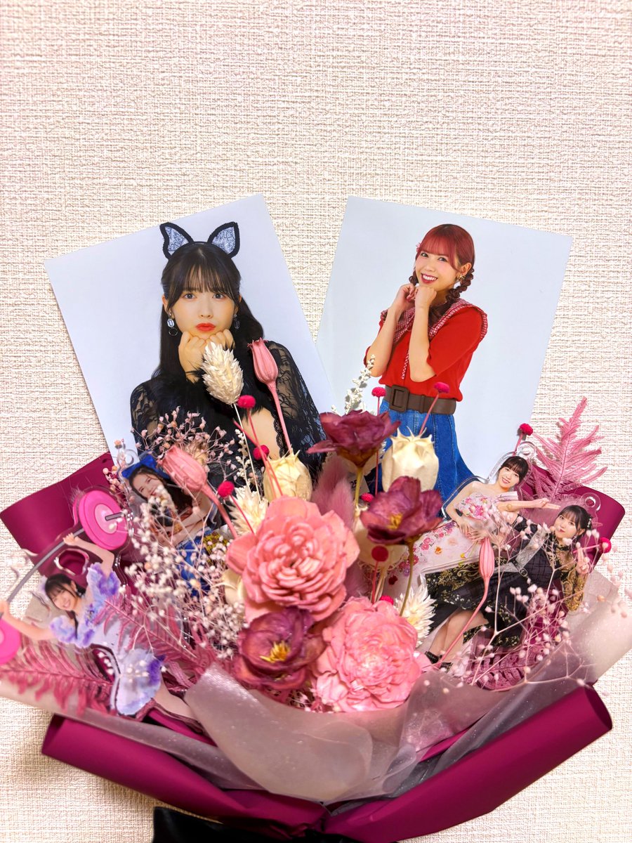 4qhBn's tweet photo. 愛すべきべきしおんぬハッピーバースデー🎉✨
ちょっと前にアンジュルムに加入したと思えば、今ではサブリーダーとしてグループを引っ張る存在になったんだね…😭💖私もまだまだついていきます‼️しおんぬがhappyな一年になりますように‼️✨
#為永幸音 #為永幸音生誕祭
#為永幸音誕生祭 #しおんぬ大暴れ https://t.co/5R17Q93UrI