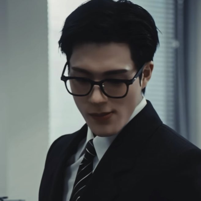 FILESLJN's tweet photo. WOW LEE JENO https://t.co/RPRj0e2EKw
