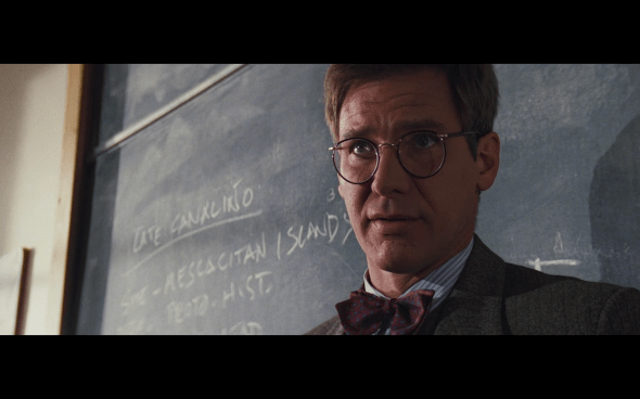 GuerraenlaUni's tweet image. No sé si os habéis fijado alguna vez en la pizarra que tiene el Dr. Jones detrás en Indiana Jones y la Última Cruzada. Se puede leer "Late Canaliño Mescalitan Islands". Os explico qué significa.-&amp;gt;