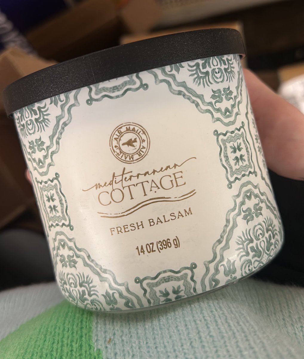 _R3SPECT's tweet image. Great now I’m at work repeatedly saying “I am coming to ze cottage”