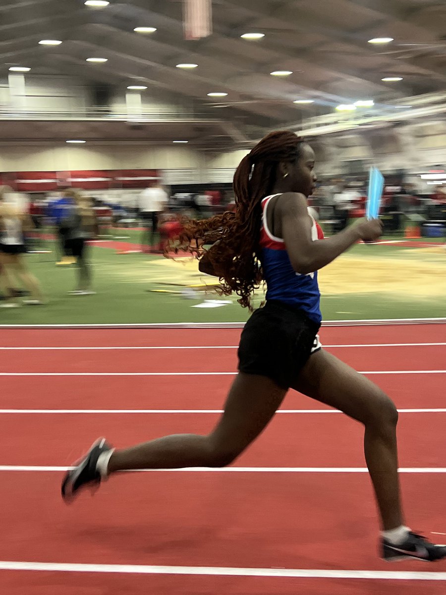 monarchs_xc's tweet photo. Another great day of indoor competition for the Monarchs. Way to go! https://t.co/pWTHV3OrXj
