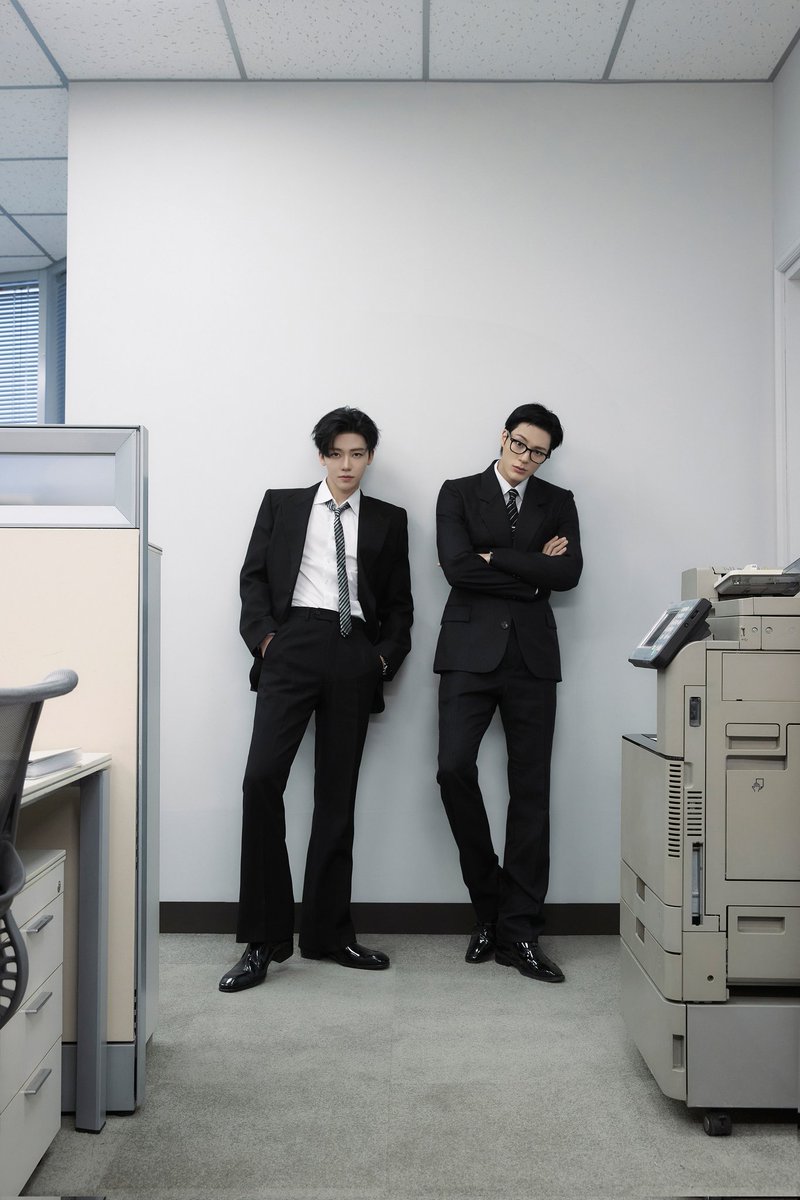 NCTDreamINA's tweet image. guys keluarin teori kalian setelah nonton teaser jj unit 😭😭😭😭🙏🏻🙏🏻🙏🏻 /dreamies

JNJM BEST SIDE FILM
JNJM BEST SIDE FILM
JNJM BEST SIDE FILM
JNJM BEST SIDE FILM